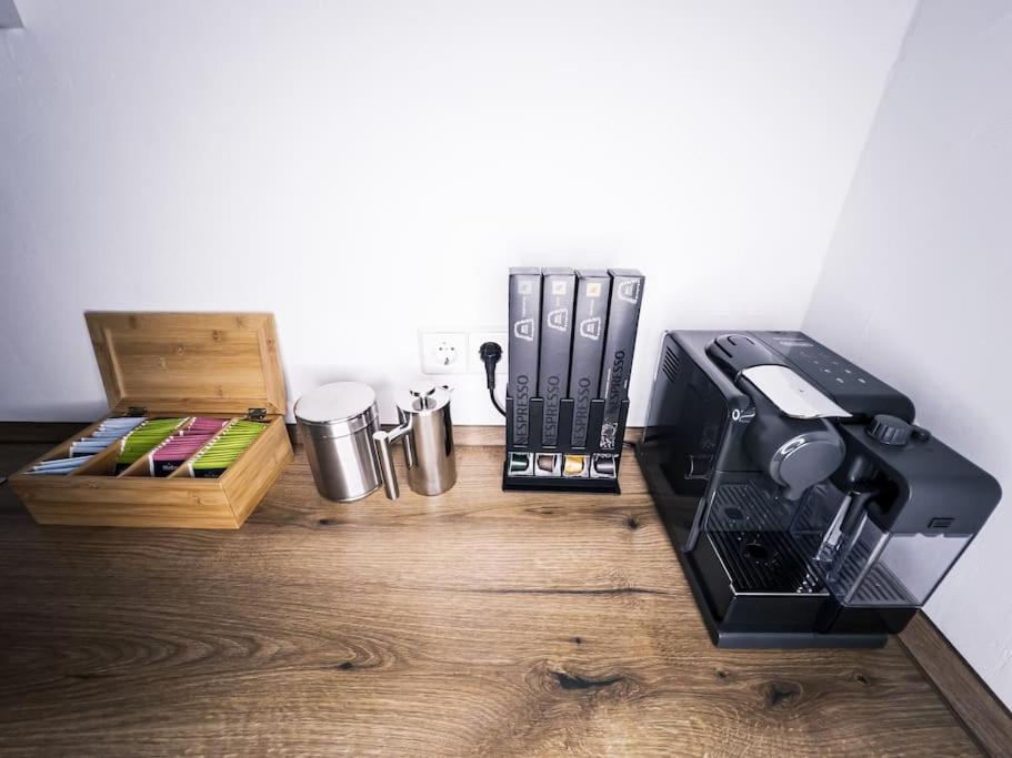 Wohlfuehl-Oase Mitten In Der Stadt - Garten, Grill, Netflix Und Drucker Leipzig Bagian luar foto